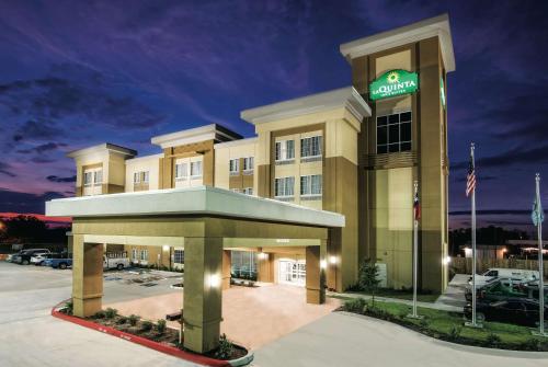 Фотография гостиницы La Quinta by Wyndham Victoria - South