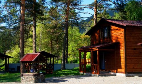 Фотография гостевого дома Усадьба Уютная