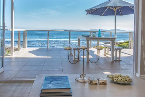 Фотография гостевого дома Gansbaai seafront holiday house - "Ons C-huis"