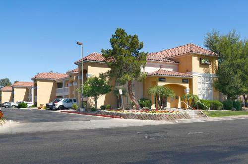 Фотография гостиницы Extended Stay America Suites - Phoenix - Mesa - West