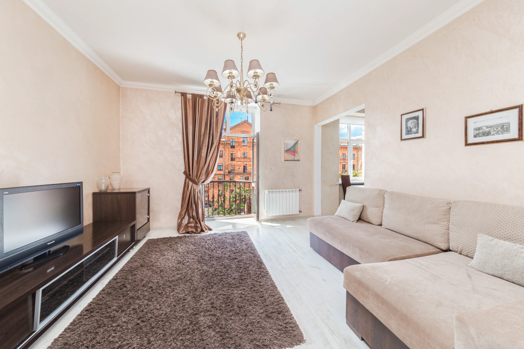 Фотография квартиры Апартаменты Улучшенные на Октябрьской Площади