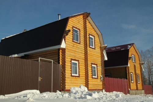 Фотография гостевого дома WoodHouse (Вуд Хаус)