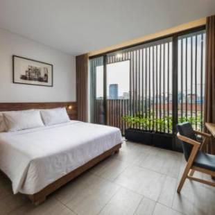 Фотографии гостиницы
Triple E