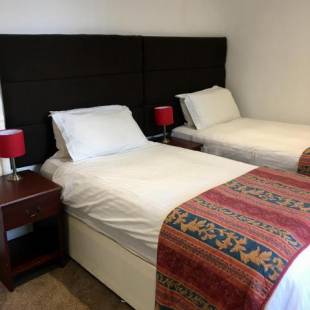 Фотографии гостиницы
Waverley Hotel