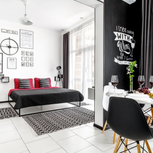 Фотография квартиры Апартаменты Caмая Стильная Студия c Видoм нa Мoре и Собcтвeнным Вxодом от Home Group apartments