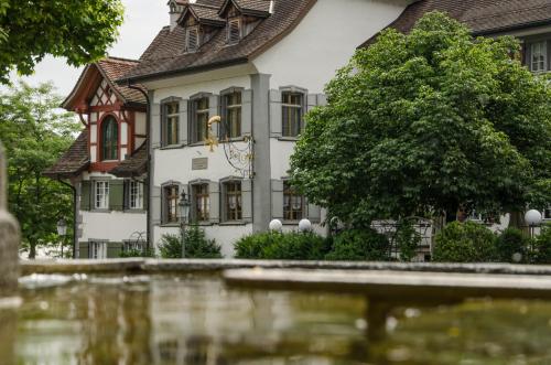 Фотография гостиницы Hotel zum goldenen Kreuz