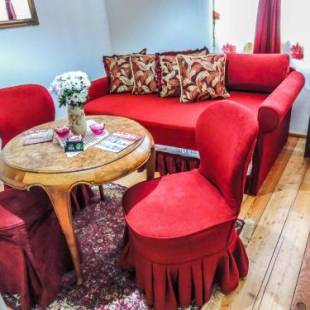 Фотографии гостевого дома
The Only One Suites