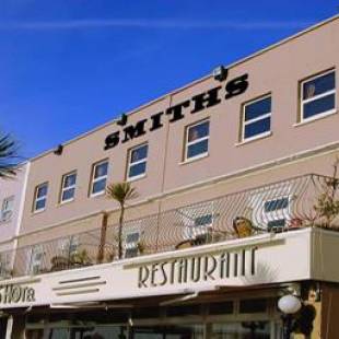 Фотографии гостиницы 
            Smiths Hotel