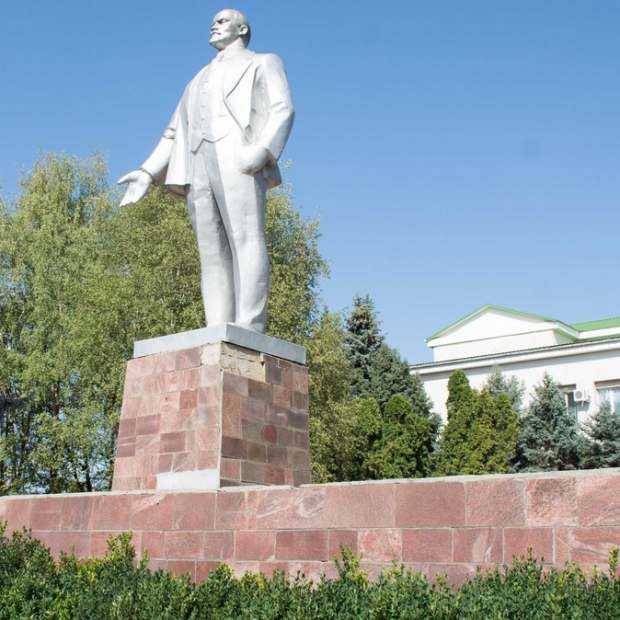 Фотография памятника Памятник В.И. Ленину