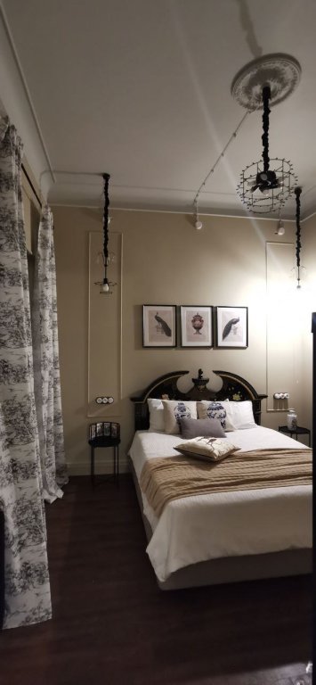 Фотографии квартиры
Апартаменты Фарфор и соловей Loft-усадьба на Черниговской