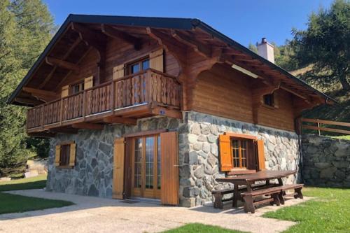 Фотография гостевого дома Chalet La Vie est Belle it cannot be explained it has to be experienced!