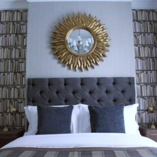 Фотографии мини отеля
The One Tun Pub & Rooms