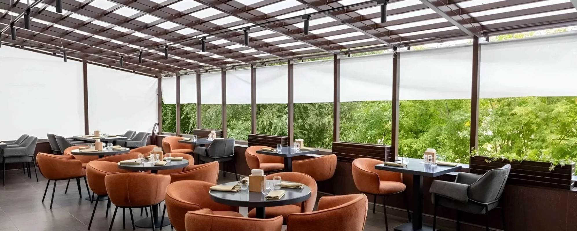 Фотографии банкетного зала Летняя веранда в ресторане DIVINE