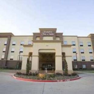 Фотографии гостиницы 
            Hampton Inn & Suites Dallas-DeSoto
