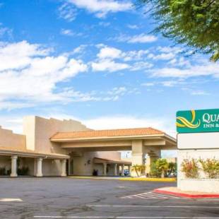 Фотографии гостиницы 
            Quality Inn & Suites Lake Havasu City
