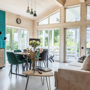 Фотография Коттеджа Частный Дом панорамный у леса и озера с сауной и купелью