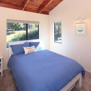 Фотографии гостевого дома 
            Church Bay Views