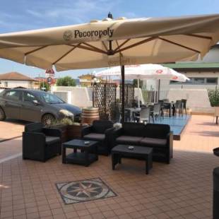 Фотографии мини отеля
Rosso Di Sera