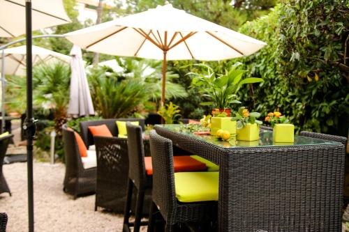 Фотография гостиницы Idéal Séjour - Hôtel de Charme et Atypique