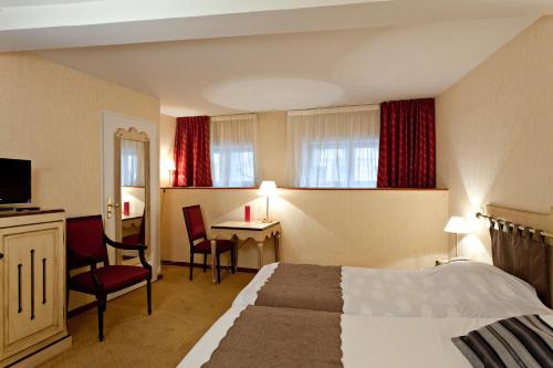 Фотография гостиницы Hôtel du Parc