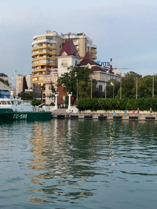 Фотографии квартиры 
            Апартаменты в центре города на берегу моря