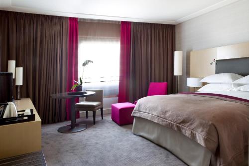 Фотография гостиницы MGallery Nest Paris La Défense Ex Sofitel