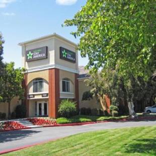 Фотографии гостиницы 
            Extended Stay America Suites - San Francisco - San Mateo - SFO