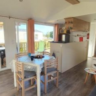 Фотография кемпинга Mobil-home 3 ch 2 SdB 6 vélos piscine couverte lave vaisselle