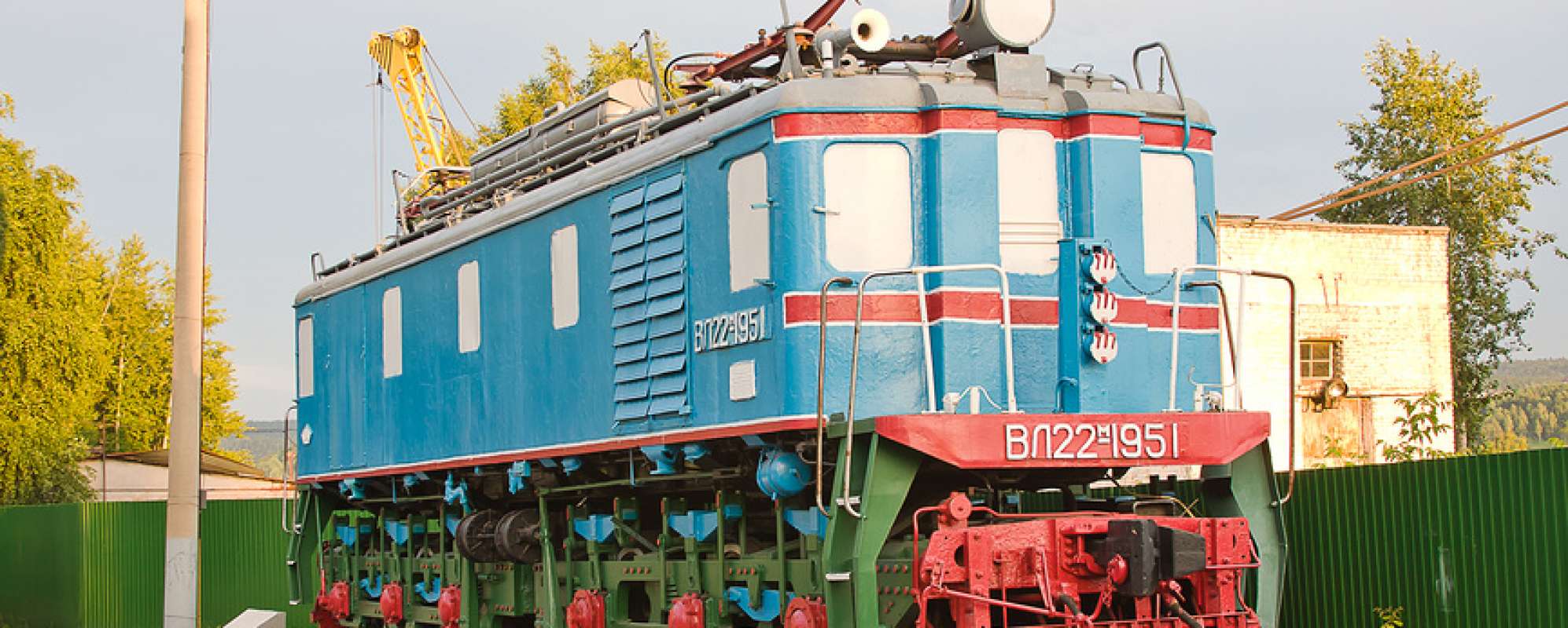 Фотографии памятника Памятник Электровоз ВЛ-22M