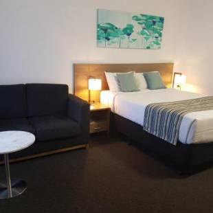 Фотографии мотеля
Mid City Motor Inn Singleton