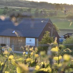 Фотографии мини отеля
Wijndomein Zwaeneberg