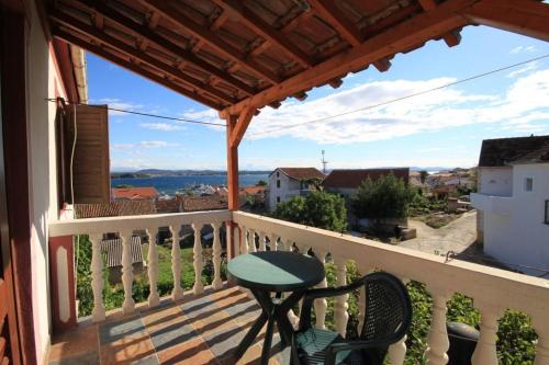 Фотография гостевого дома Apartments with a parking space Tkon, Pasman - 8411