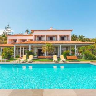 Фотографии гостевого дома 
            FLH Luxury Villa Mar with Private Sea Access
