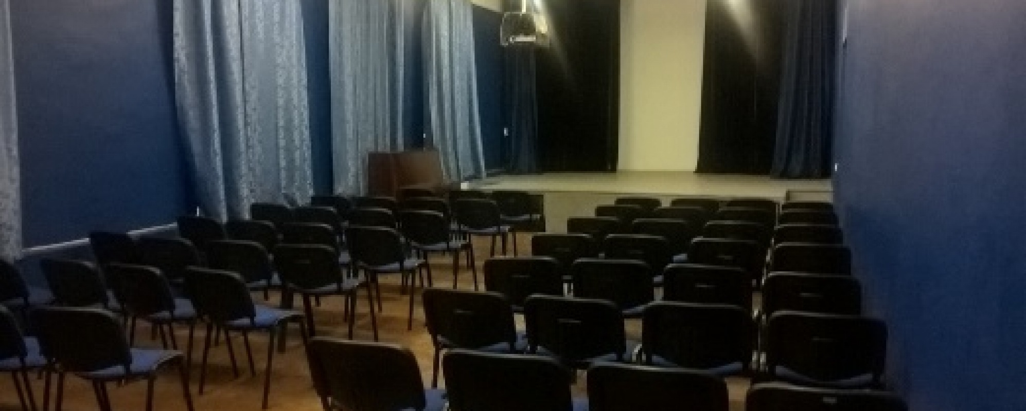 Фотографии конференц-зала Зал в Доме писателя