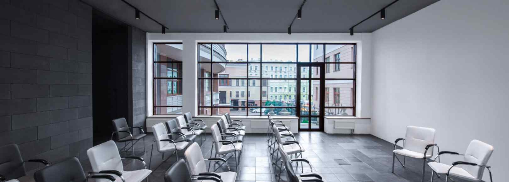 Фотография конференц-зала PLART Club