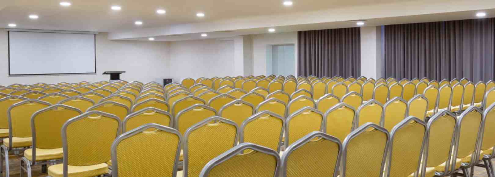 Фотография конференц-зала Movenpick