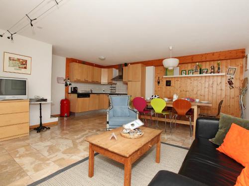 Фотография гостевого дома Chalet Le Chamois Vert