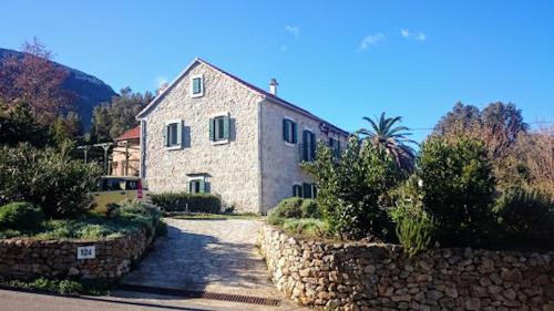 Фотография гостевого дома House Pod Humom