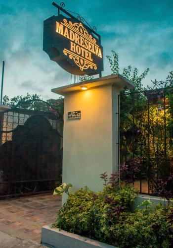 Фотография гостиницы Hotel Madreselva