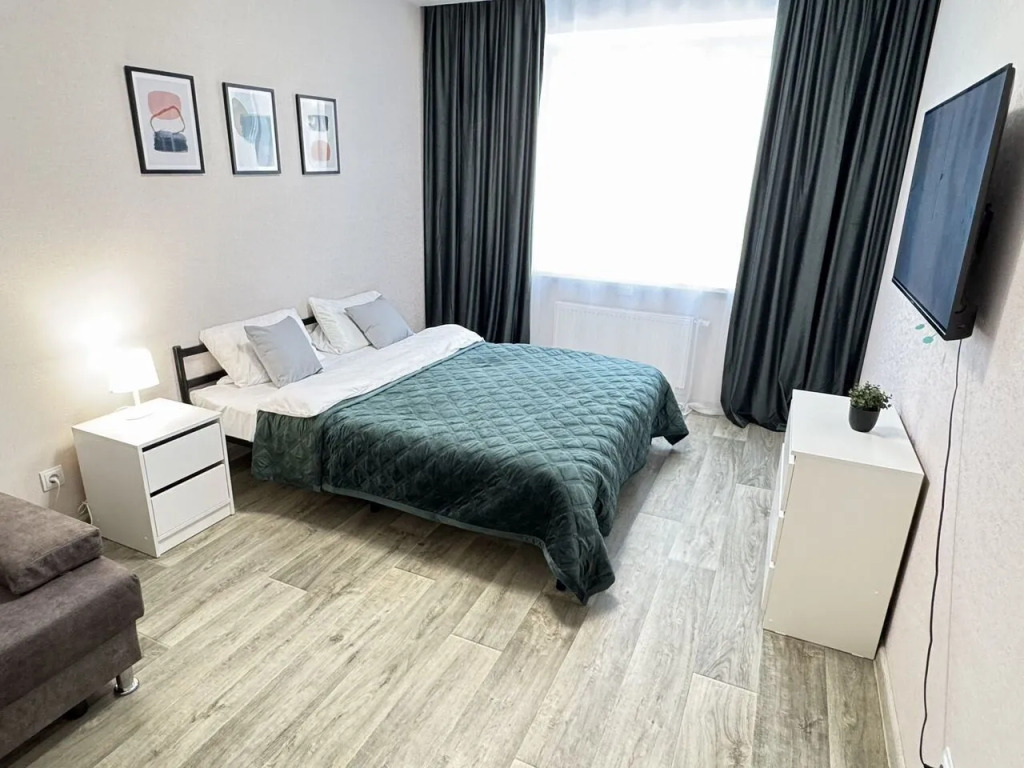 Фотография квартиры Квартира Светлая на Республики 204к11