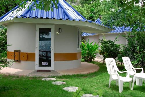 Фотография гостиницы Koh Mak Buri Hut Natural Resort