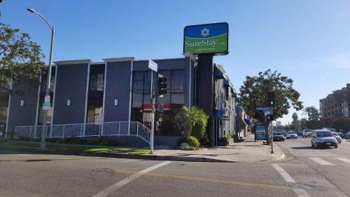 Фотография гостиницы SureStay Hotel by Best Western Beverly Hills West LA