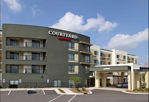 Фотография гостиницы Courtyard by Marriott Raleigh North/Triangle Town Center