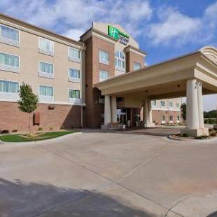 Фотографии гостиницы
Holiday Inn Express Hotel & Suites Salina, an IHG Hotel