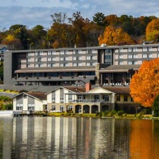 Фотография гостиницы The Terrace Hotel at Lake Junaluska