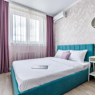 Фотография квартиры Апартаменты Depart Apart в 5 минутах от вокзала Краснодар 1 с парковкой и красивым видом