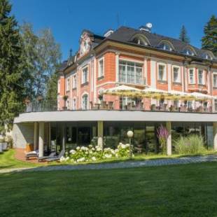 Фотографии гостиницы
Wellness & Spa hotel Villa Regenhart