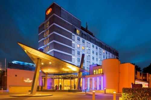 Фотография гостиницы Crowne Plaza London - Gatwick Airport, an IHG Hotel