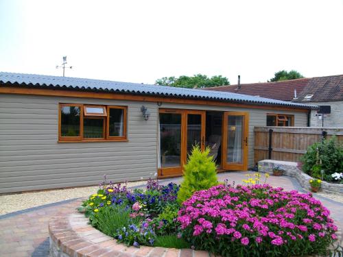 Фотография гостевого дома The Old Cowstall