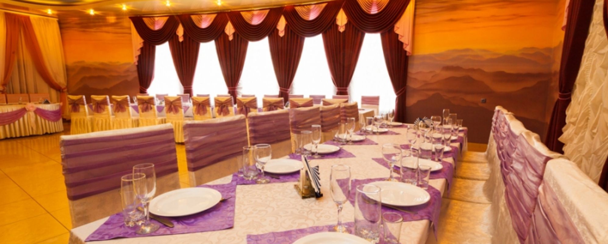 Фотографии банкетного зала Фиолетовый зал